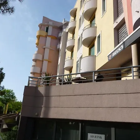 Astra * Split